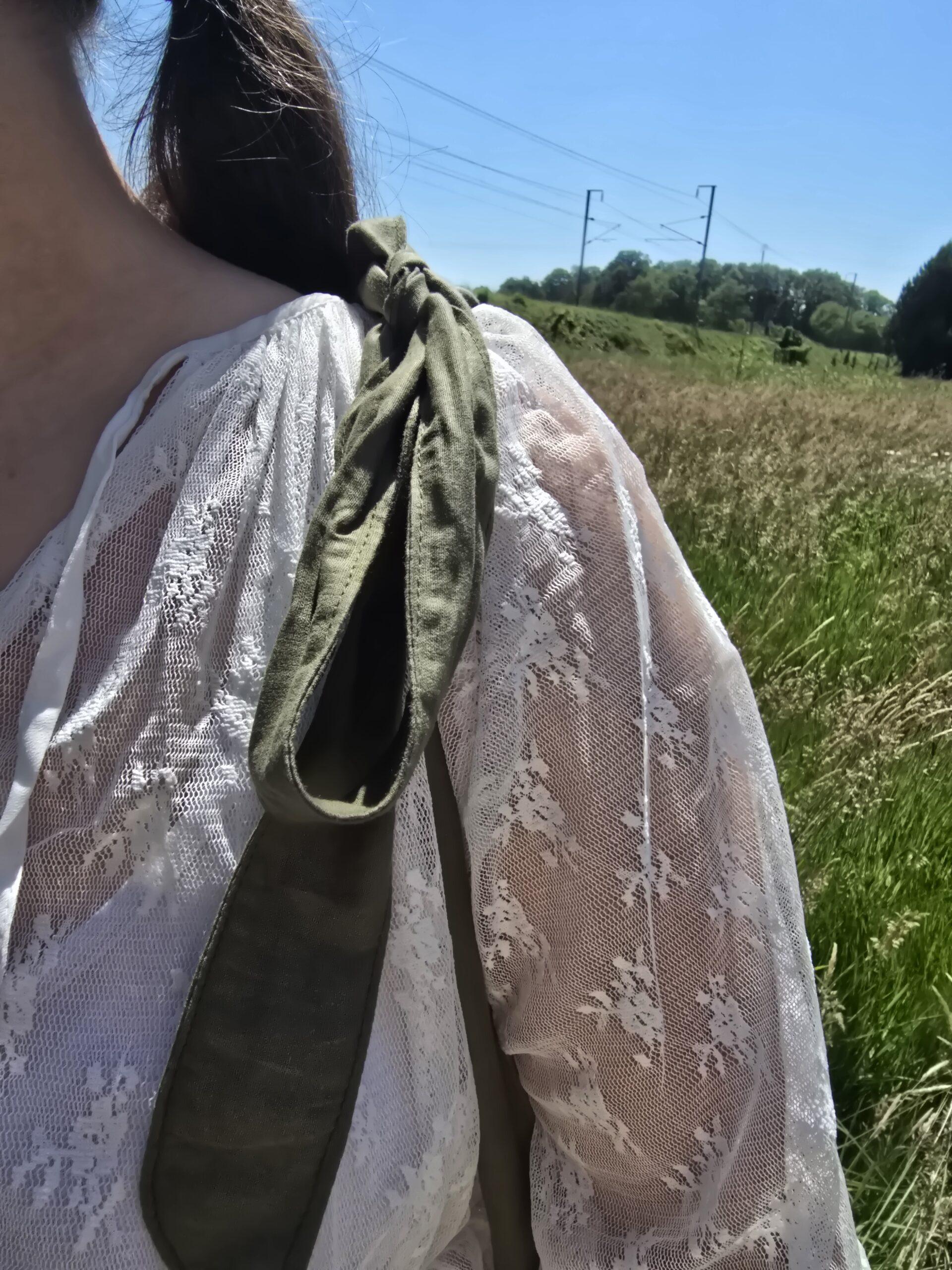 Sac kimono velours vert et blanc motif fleuri nijichou Bretagne